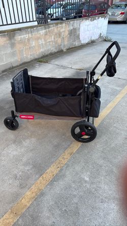 Radio Flyer Stroller Wagon