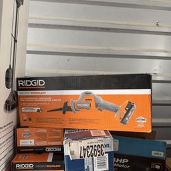 Ridgid 18V Cordless Hand Saw Kit With Battery And Charger Bundle