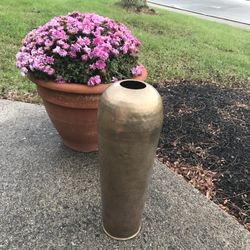 Gorgeous gold metal vase
