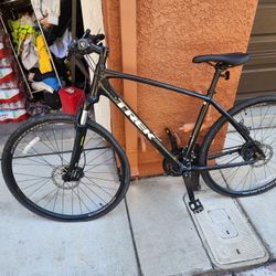 Trek Dual Sport 2 8-Speed w/cateye light