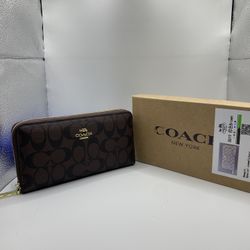 COACH All Around Zip Wallet