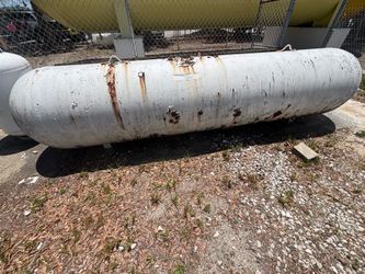 1000 Gallon Propane Tank-No Valves