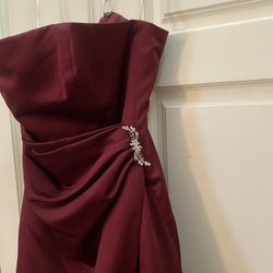 Prom, Bridesmaid Dress David’s bridal Wine Strapless With Tags $80
