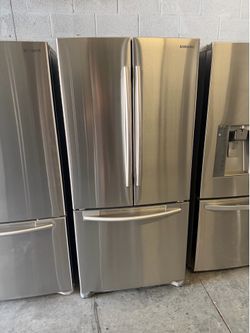 32” SAMSUNG COUNTER DEPTH FRIDGE REFRIGERATOR NEVERA HELADERA FRIO REFRIGERADOR GOOD CONDITION DELIVERY 🚚 AVAILABLE WARRANTY 100 DAYS 7️⃣8️⃣6️⃣4️⃣2️⃣