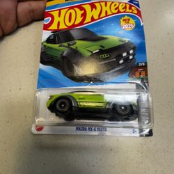 Hot Wheel Mazda MX-5 MIATA