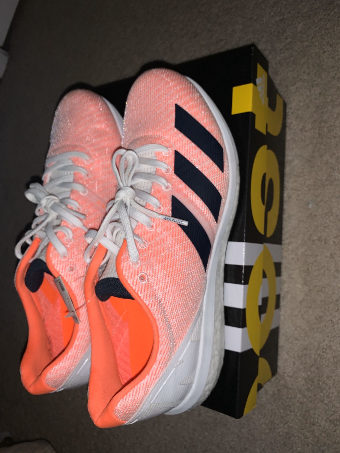 Adizero Boston 8m Sz 9 ( BRAND NEW )