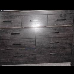 Drawer Dresser