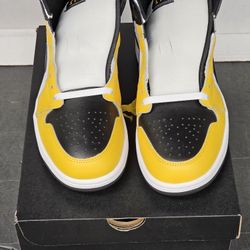 Nike Air Jordan 1 Mid Shoes "Black White Yellow Ochre" DQ8426-701 Men's 10 New