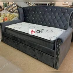 Daybed with slats + Trundle (Mattress sell seperately )