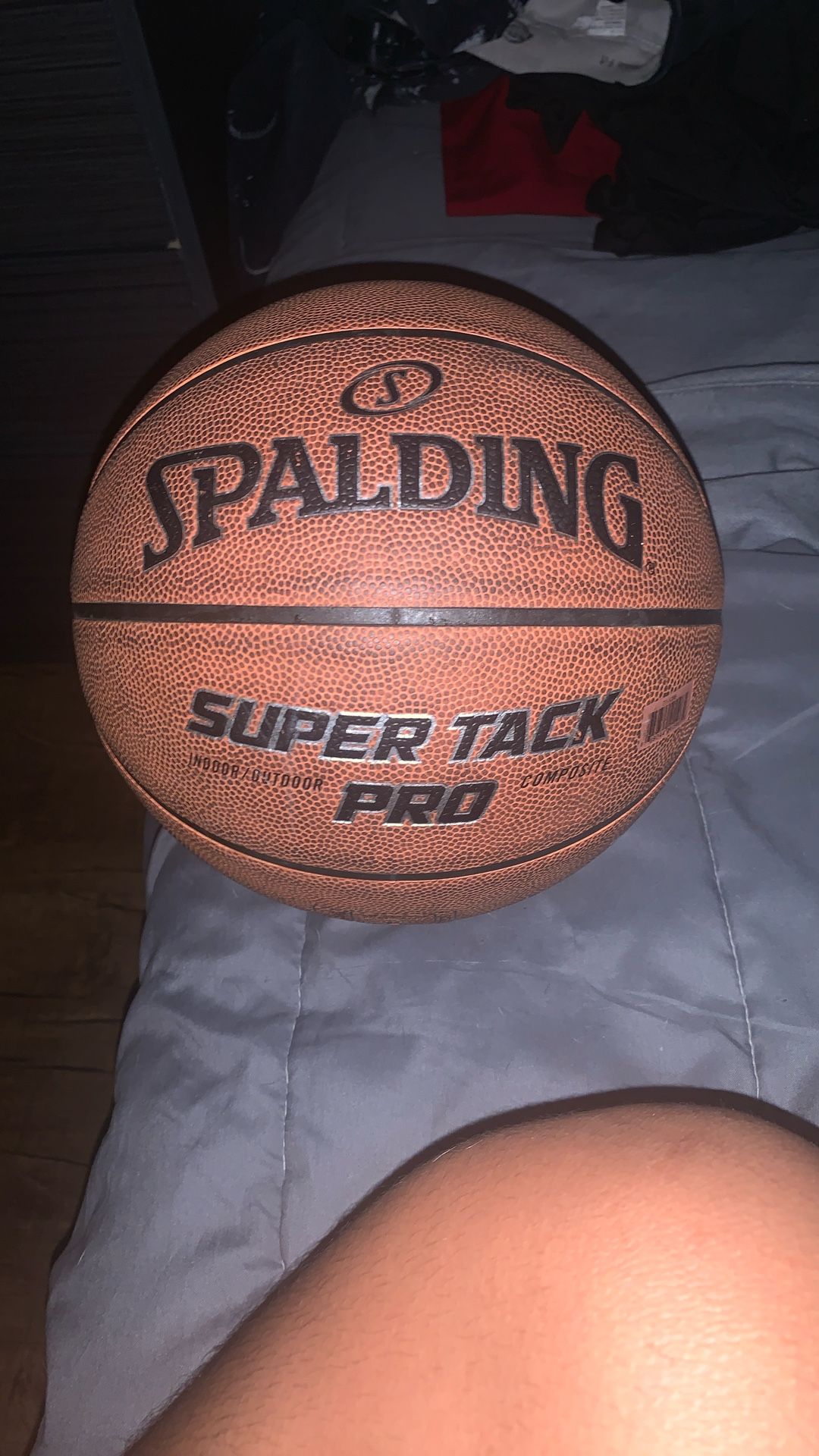 Spalding Super Track Pro Basketball