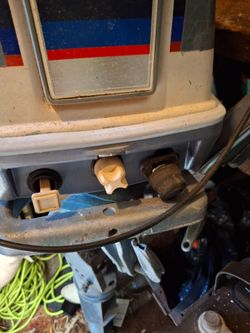 25 Evinrude Outboard Motor