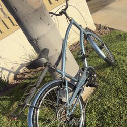 Rare "EQ" Model Electra Townie – Fully Loaded with Lights, Fenders & Rack