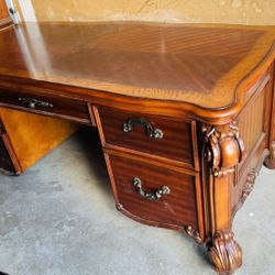 Executive Office Desk