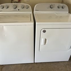 Whirlpool Washer And Dryer Set