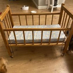 Vintage doll Bed 1940