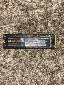Samsung 970 EVO Plus 2TB NVMe M.2 SSD (With Mounting Screw)