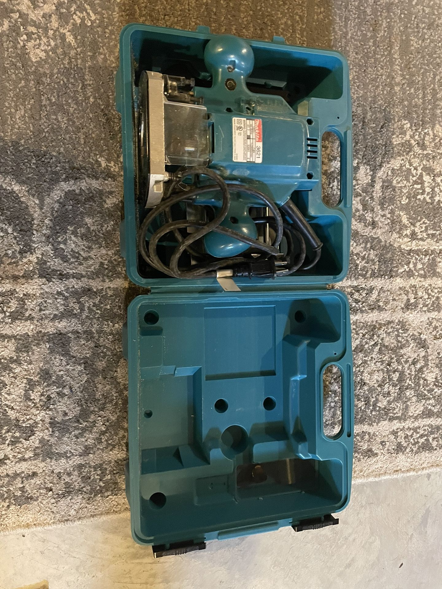 Makita Plunge Router
