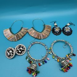 Lot Of 4 Pair Of Lovely Earrings Variety Types Colors Good Condition 