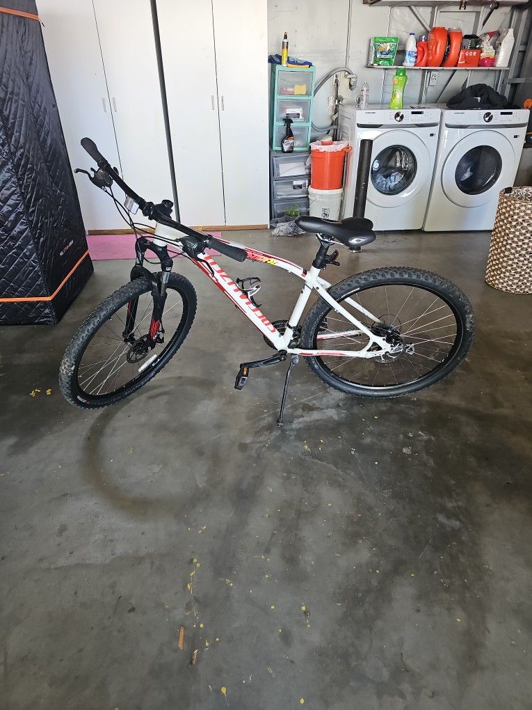 Specialized Mountain Bike 