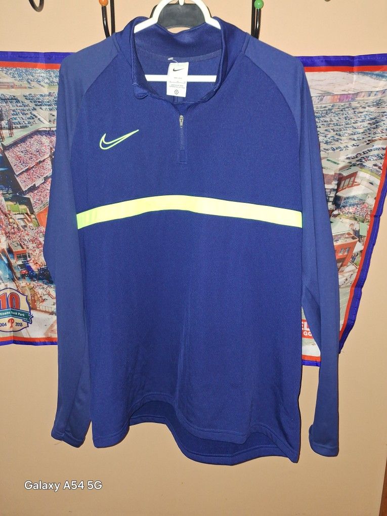 NIKE Men's DRI FIT Academy Drill Top Navy Blue / Neon Yellow - XL $35