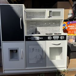 Kids Small Kitchen 