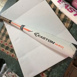 Easton MAKO composite baseball bat 27” and 17 ounces 2 3/4” barrel no issues just some cosmetic paint chips.  USSSA 2 piece connexion technology Plain