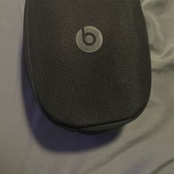 Beats Solo4