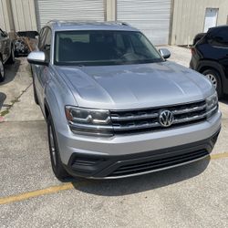 CAR VW ATLAS 2019