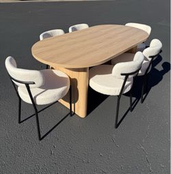 Brand new 7 piece set