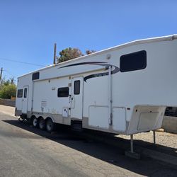 Toy Hauler 