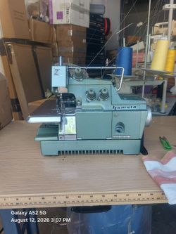 Yamato industrial 3 thread serger.