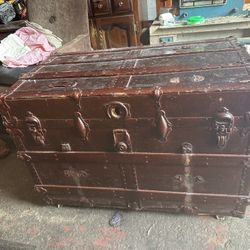 Trunk Storage Blanket Box