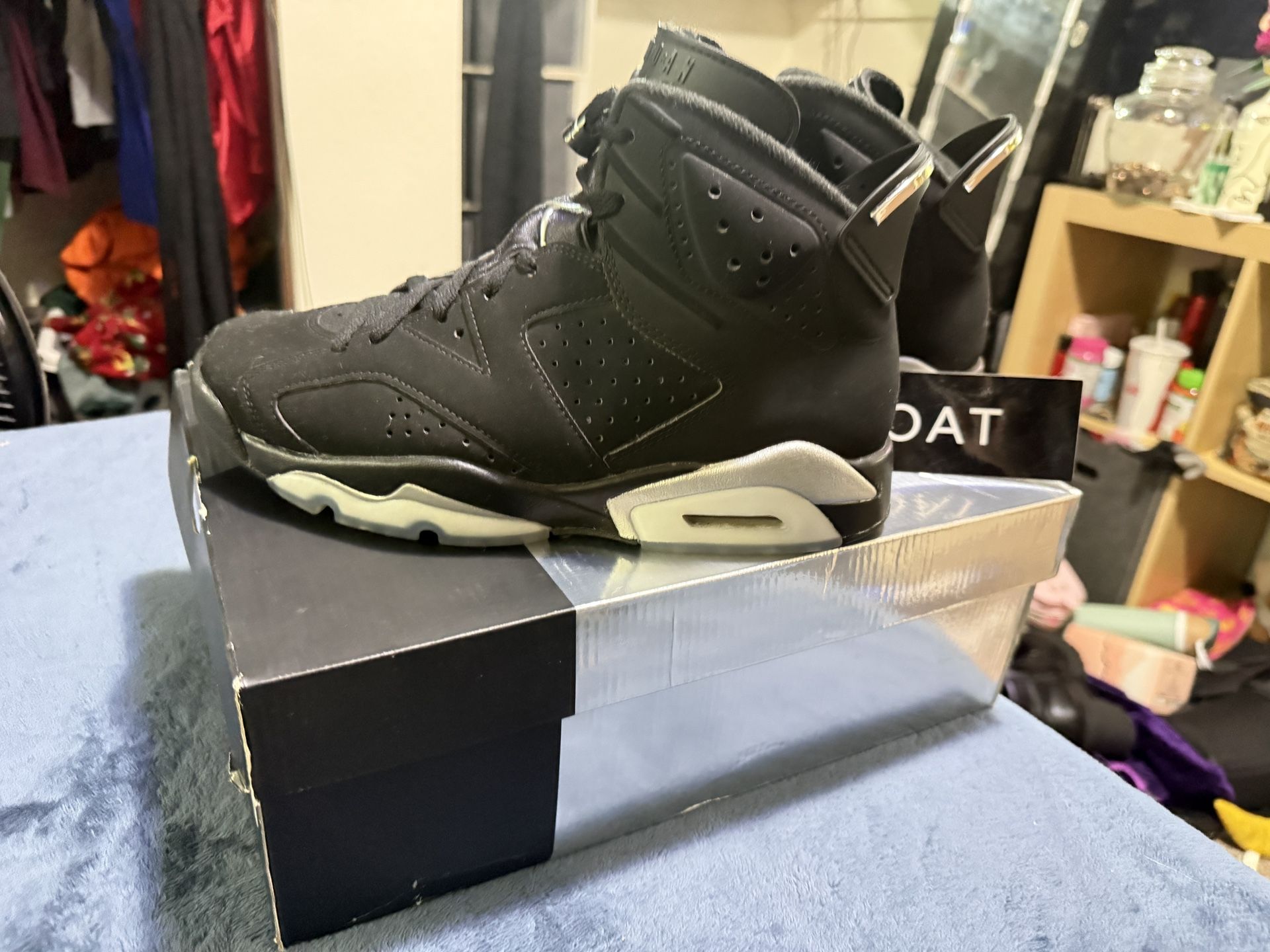 Air Jordan Retro 6 “Chrome”