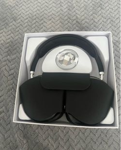 Air pod maxs