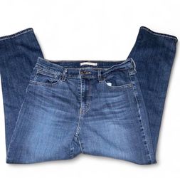 Levi's Women's Mid-Rise Jeans