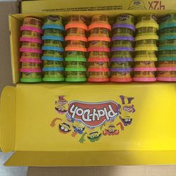 42 piece Playdoh