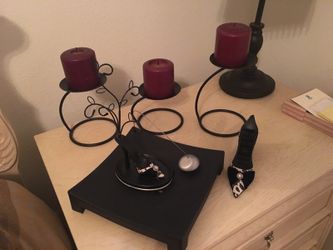 Decorative candles and black jewelry ,Earring ,necklace and ring holder l.