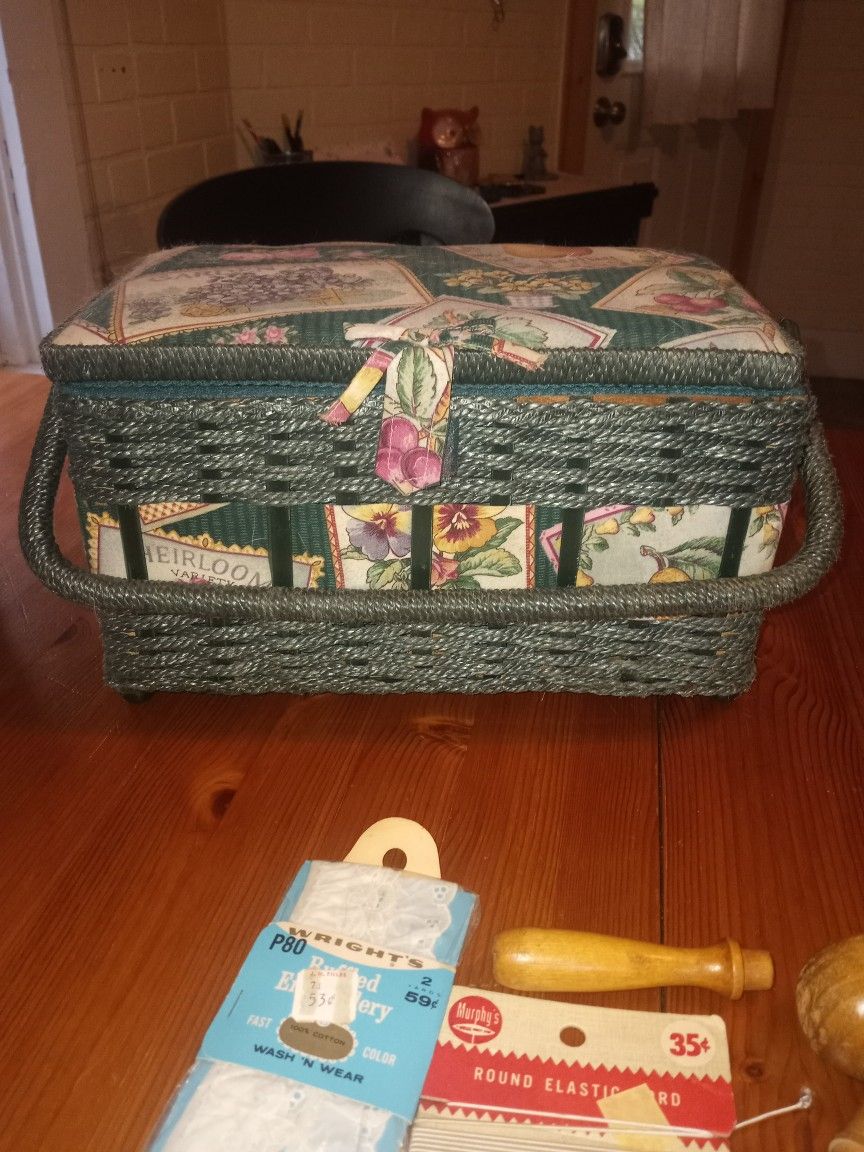Vintage Sewing Basket With Sewing Contents