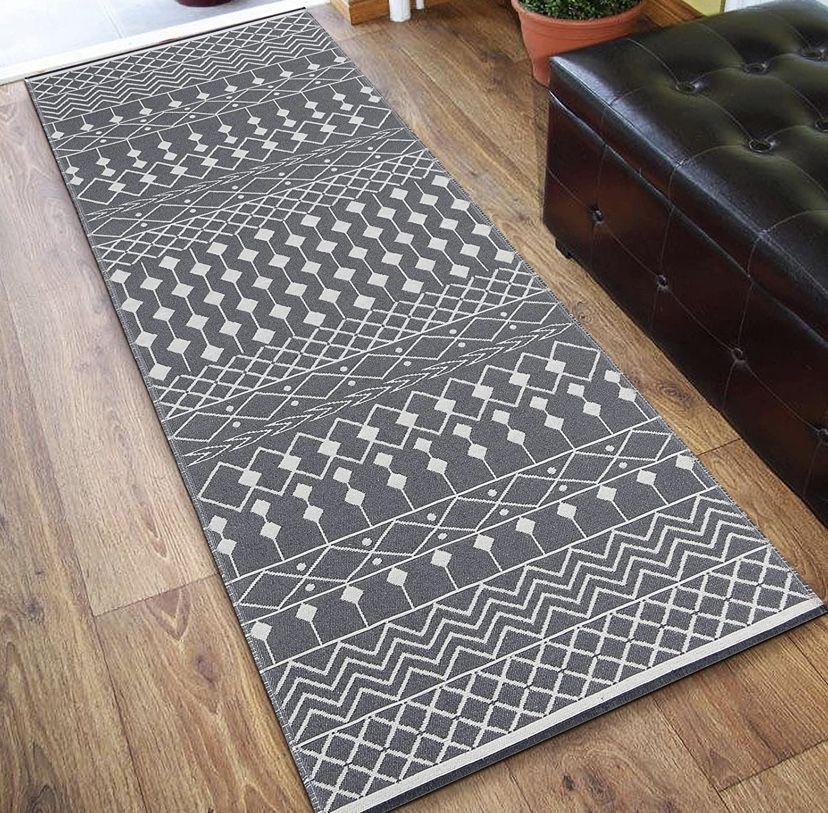 Runner Rug 2' x 6', Reversible Cotton Moroccan Throw Rug Bathroom Runner, Washable Hand Woven Hallway Runner Rug, Farmhouse Runner for Entryway, Bedro