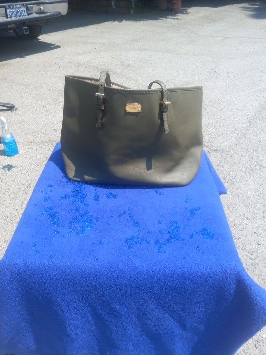 Jet Set Travel Large Saffiano Leather Tote Bag