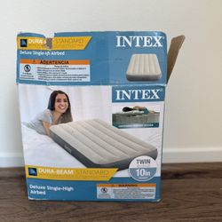 Twin Size Inflatable Mattress 
