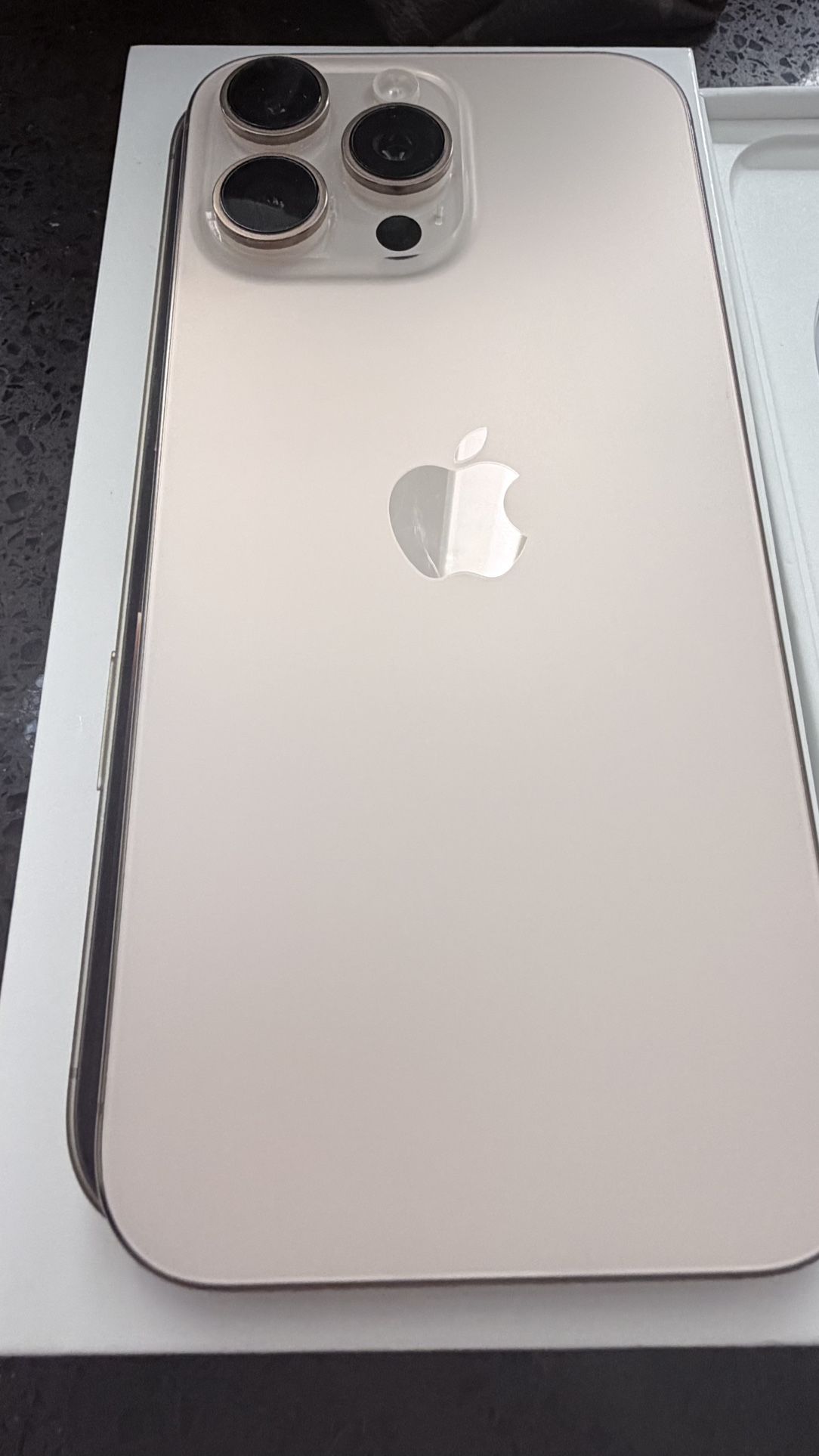 iphone 16 pro max 256 gb