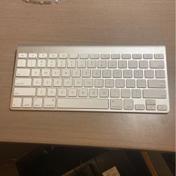 Apple Bluetooth Keyboard