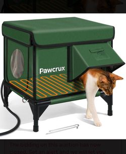 Cat heated out door/indoors house
