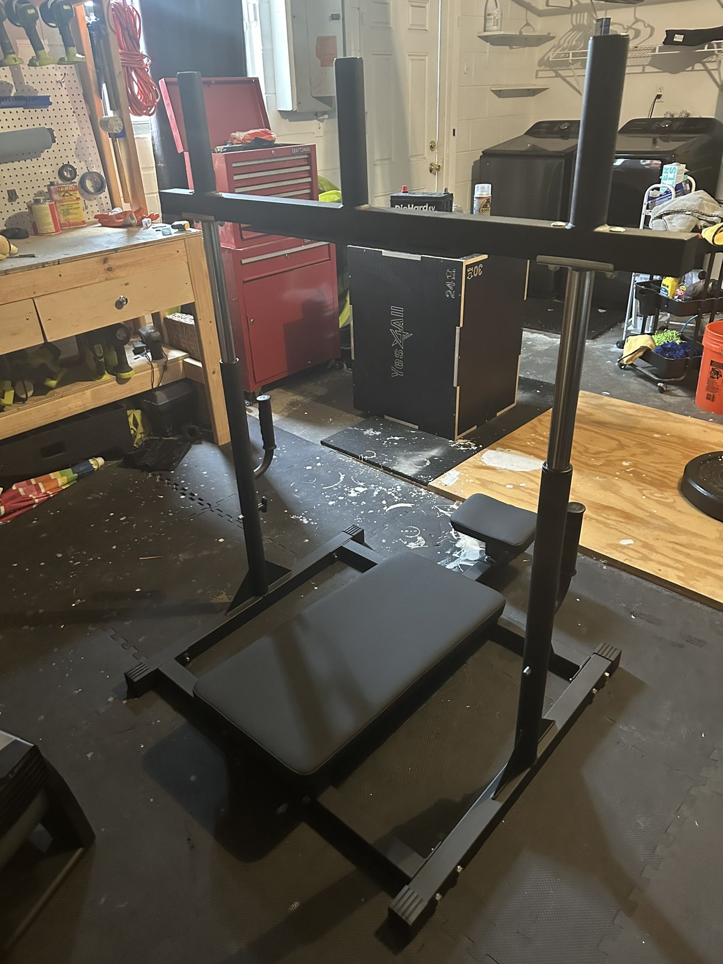 Titan Fitness Vertical Leg Press