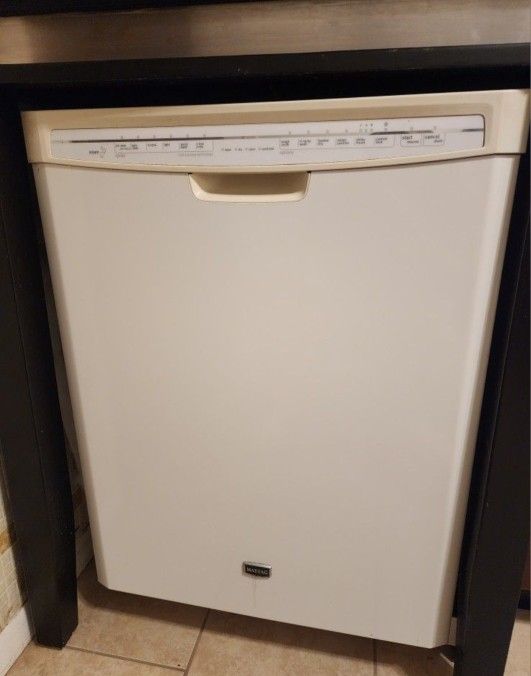 MAYTAG DISHWASHER