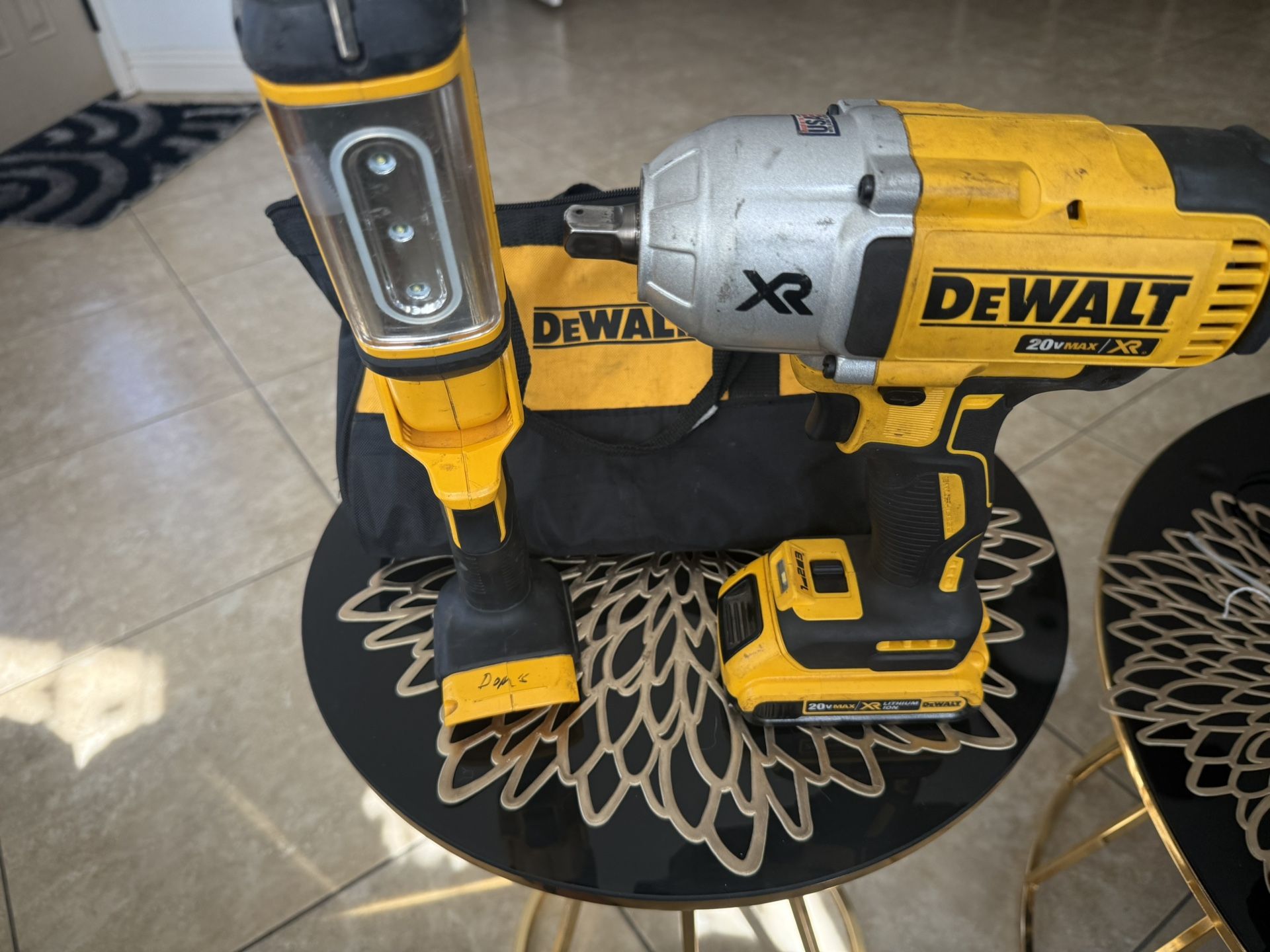 Dewalt
