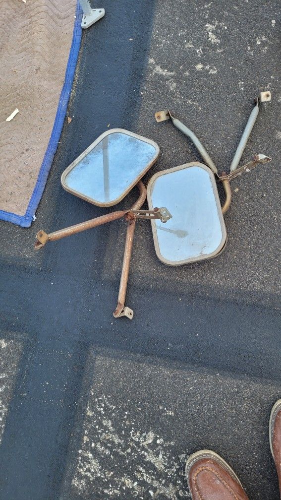 Truck Side Mirrors Trailer Style