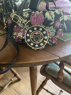 Betsey Johnson Hello Again Small Crossbody Purse
