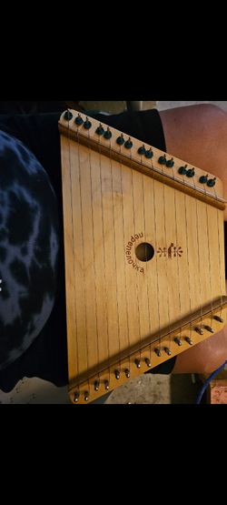 Lap Harp